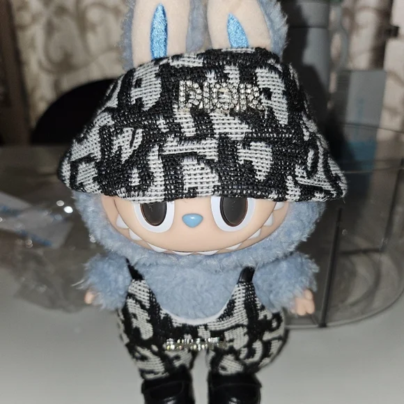 Labubu Clothes - Picture 2 of 4